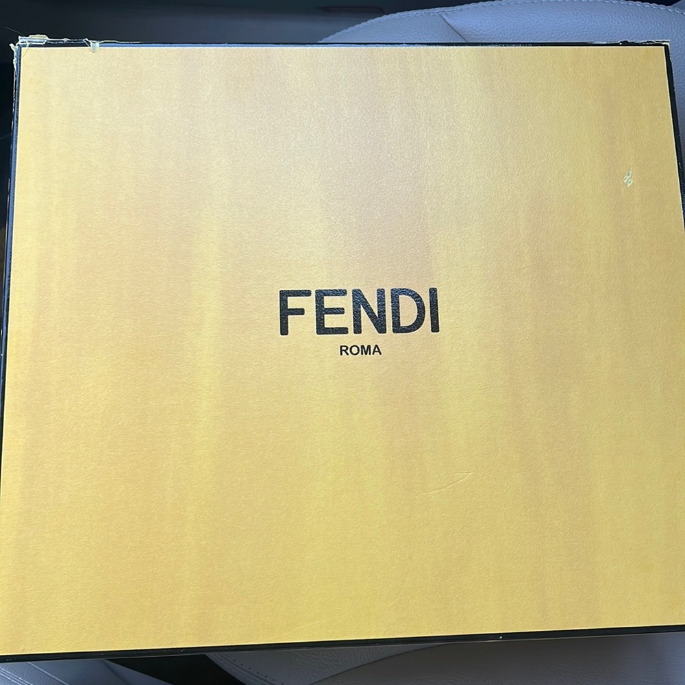 AUTHENTIC FENDI LEATHER AND CALFSKIN BOOTIE